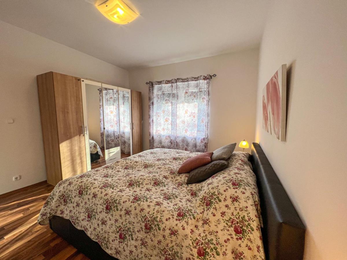 Sunnyside Apartmanhaz Zalakaros Eksteriør bilde